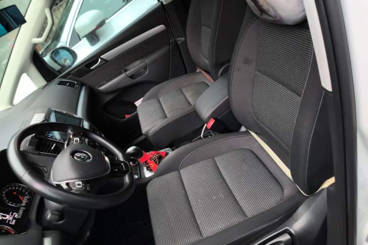 Used Volkswagen Sharan 2018 Revised Version 380TSI Comfort Edition 7-Seater Left Front Seat