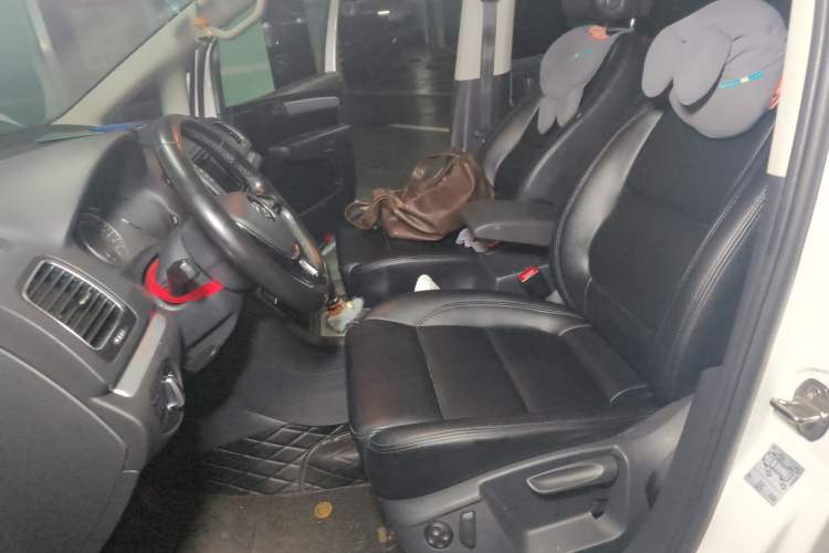 Used Volkswagen Sharan 2018 280TSI Enjoyment Model 7 Seats Left Front Seat
