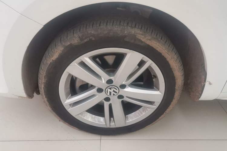 Used Volkswagen Sharan 2018 380TSI Comfort Edition 6-Seater Left Front Wheel Hub