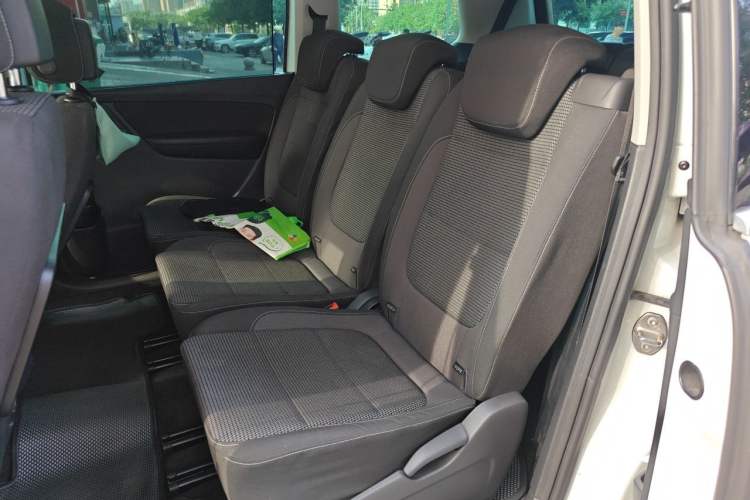 Used Volkswagen Sharan 2018 380TSI Comfort Edition 7-Seater Left Rear Seat