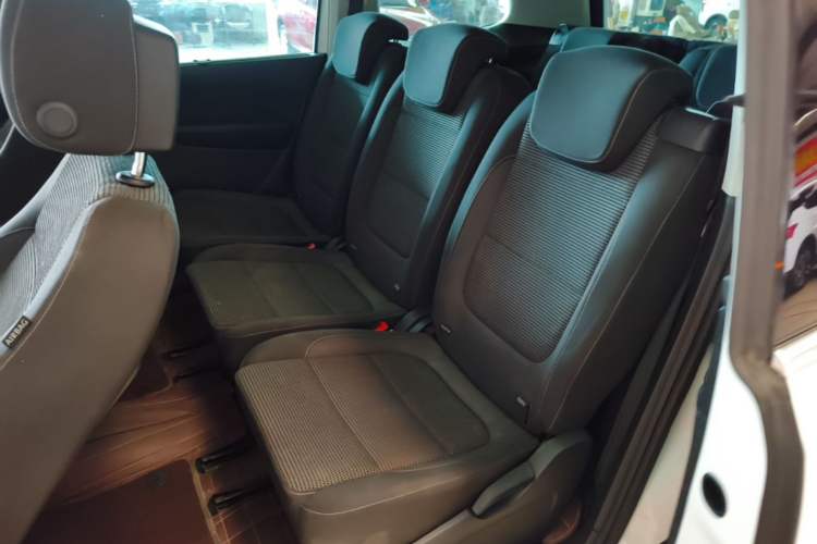 Used Volkswagen Sharan 2018 380TSI Comfort Edition 7-Seater Left Rear Seat