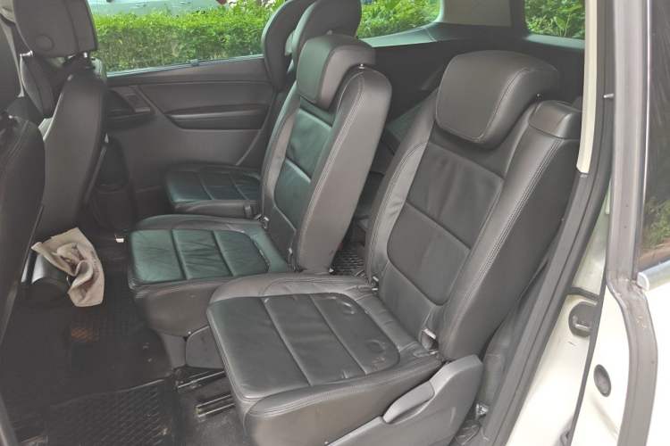 Used Volkswagen Sharan 2018 380TSI Luxury 7-Seater Left Rear Seat