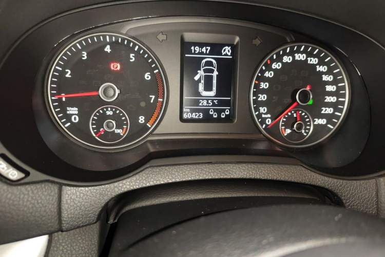 Used Volkswagen Sharan 2018 380TSI Comfort Edition 6-Seater Odometer Close Up