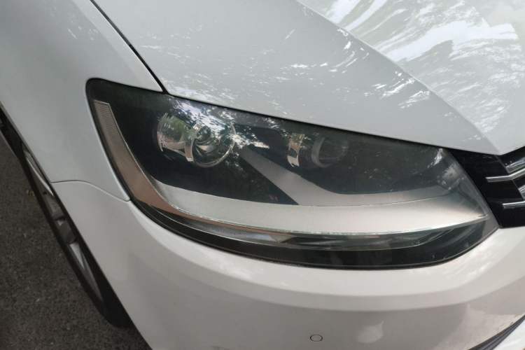 Used Volkswagen Sharan 2018 Revised Version 380TSI Comfort Edition 7-Seater Right Front Headlight