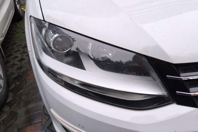 Used Volkswagen Sharan 2018 Revised Version 380TSI Comfort Edition 7-Seater Right Front Headlight