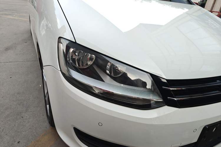 Used Volkswagen Sharan 2018 380TSI Comfort Edition 7-Seater Right Front Headlight