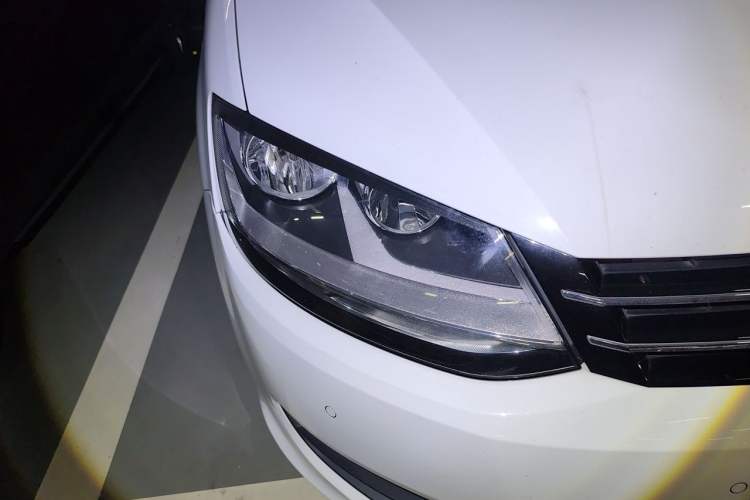 Used Volkswagen Sharan 2018 380TSI Comfort Edition 6-Seater Right Front Headlight
