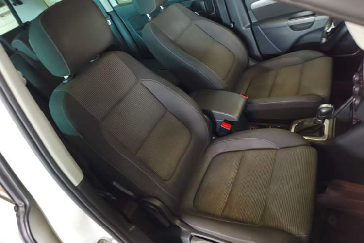 Used Volkswagen Sharan 2018 380TSI Comfort Edition 7-Seater Right Front Seat