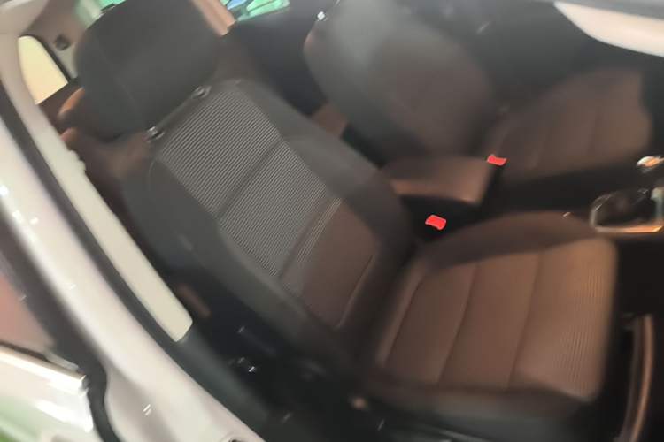 Used Volkswagen Sharan 2018 380TSI Comfort Edition 7-Seater Right Front Seat
