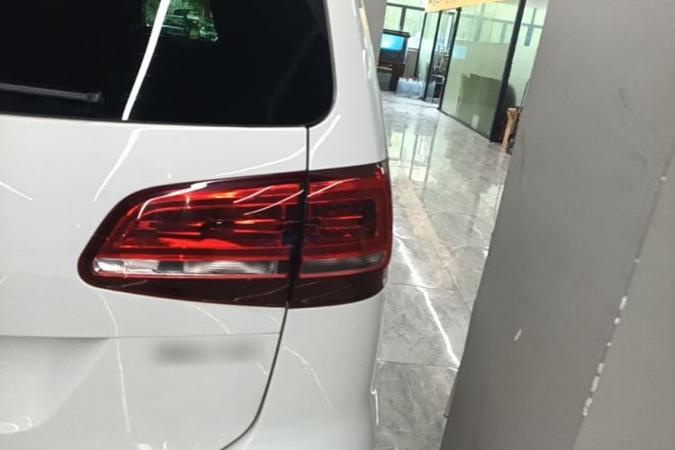 Used Volkswagen Sharan 2018 380TSI Comfort Edition 7-Seater Right Rear Taillight