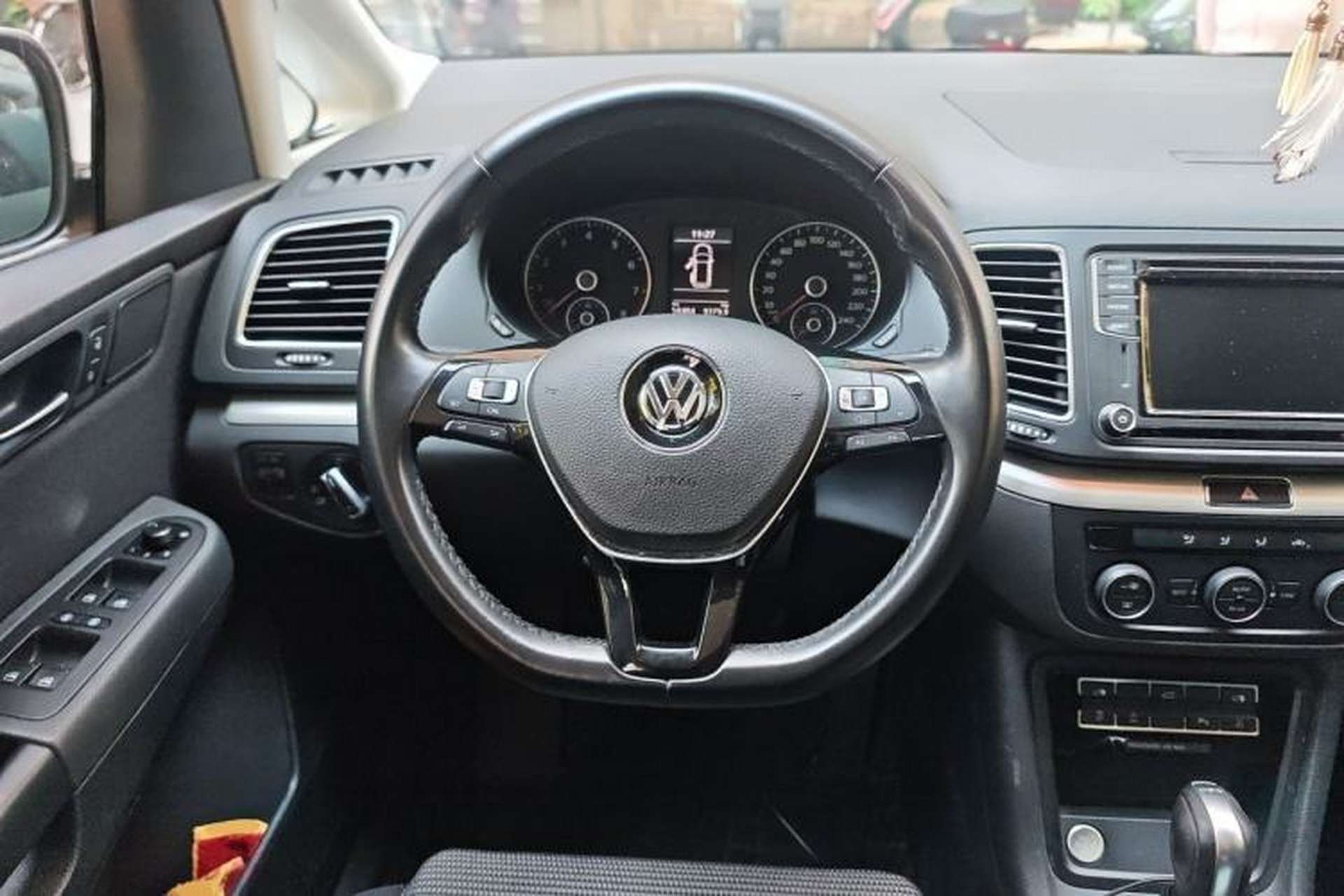 Used Volkswagen Sharan 2018 Revised Version 380TSI Comfort Edition 7-Seater Steering Wheel