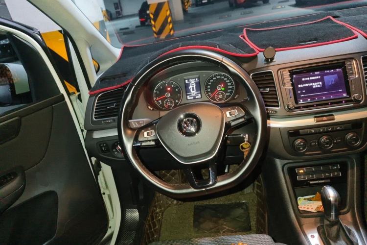 Used Volkswagen Sharan 2018 380TSI Comfort Edition 6-Seater Steering Wheel