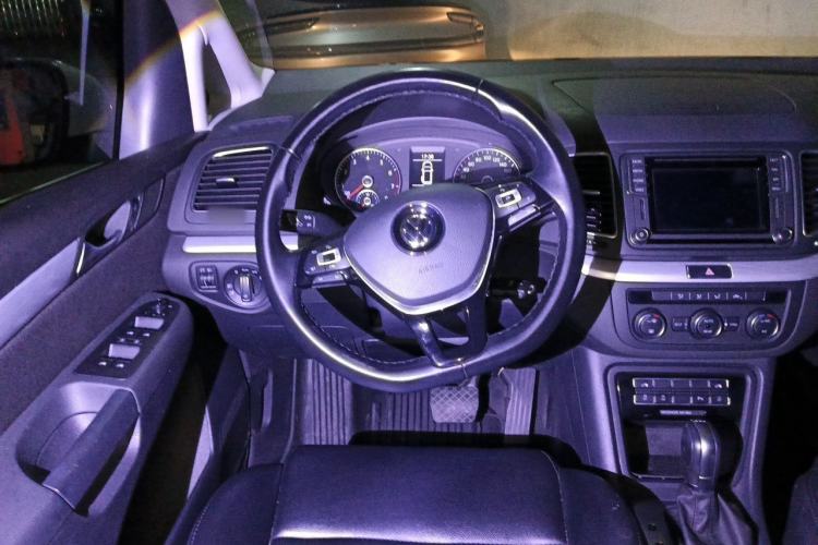Used Volkswagen Sharan 2018 380TSI Comfort Edition 7-Seater Steering Wheel