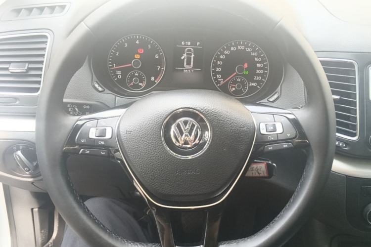 Used Volkswagen Sharan 2018 280TSI Enjoyment Model 7 Seats Steering Wheel