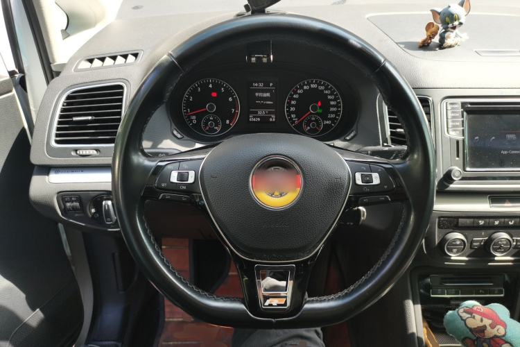 Used Volkswagen Sharan 2018 280TSI Enjoyment Model 7 Seats Steering Wheel