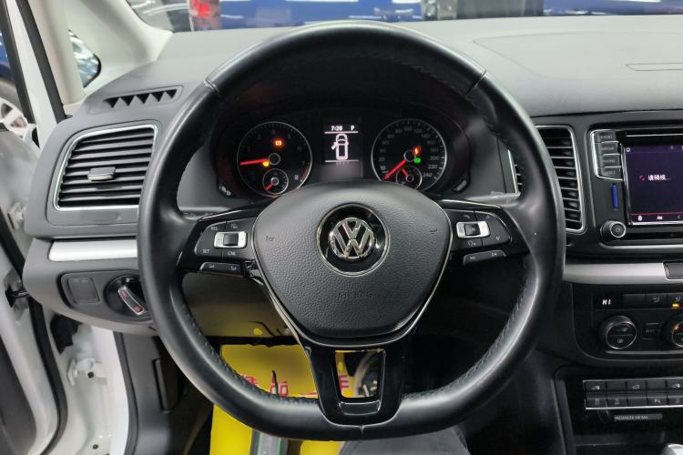 Used Volkswagen Sharan 2018 Revised Version 380TSI Comfort Edition 7-Seater Steering Wheel