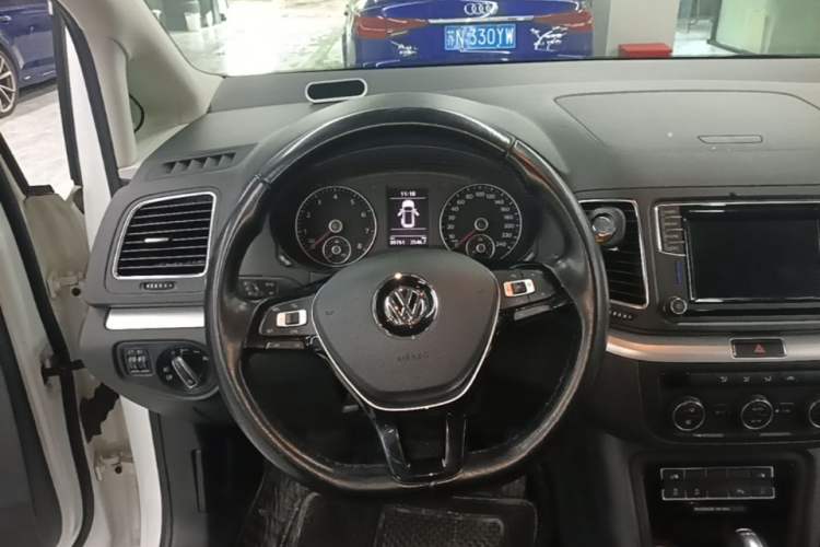 Used Volkswagen Sharan 2018 380TSI Comfort Edition 7-Seater Steering Wheel