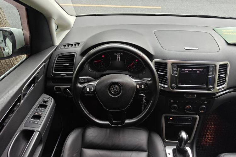 Used Volkswagen Sharan 2018 380TSI Luxury 7-Seater Steering Wheel