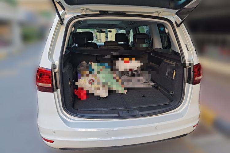 Used Volkswagen Sharan 2018 380TSI Comfort Edition 7-Seater Trunk