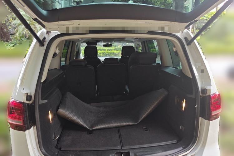Used Volkswagen Sharan 2018 380TSI Luxury 7-Seater Trunk
