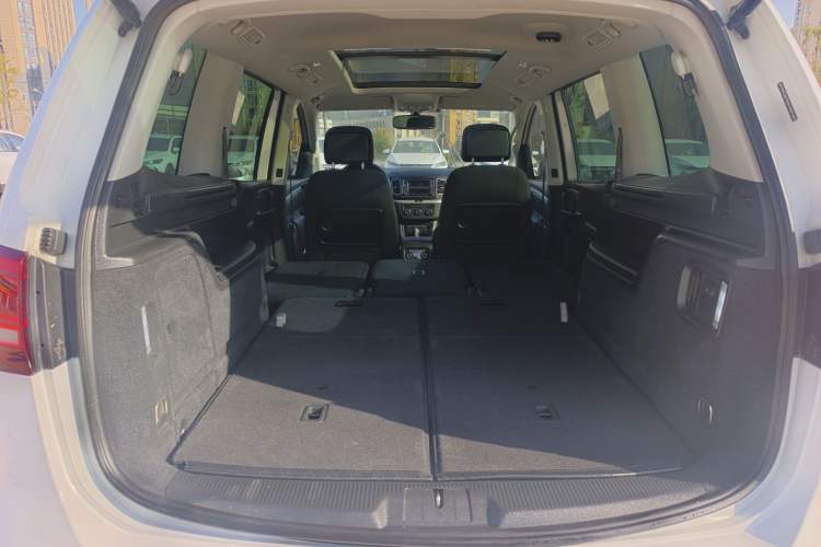 Used Volkswagen Sharan 2018 Revised Version 380TSI Comfort Edition 7-Seater Trunk