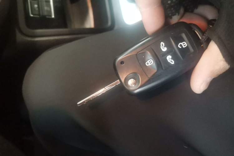 Used Volkswagen Sharan 2018 380TSI Comfort Edition 6-Seater Vehicle Key