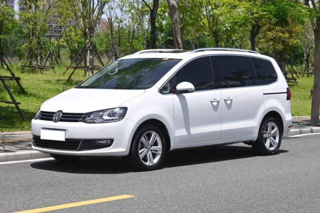 Volkswagen Sharan 2018 Revised Version 380TSI Comfort Edition 7-Seater usado