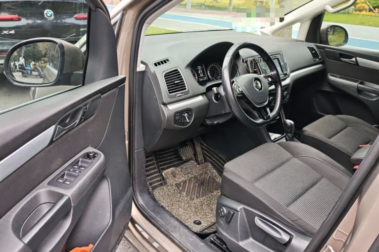 Used Volkswagen Sharan 2018 380TSI Comfort Edition 7-Seater Driver Seat