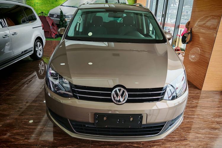 Used Volkswagen Sharan 2018 380TSI Comfort Edition 7-Seater Exterior 5