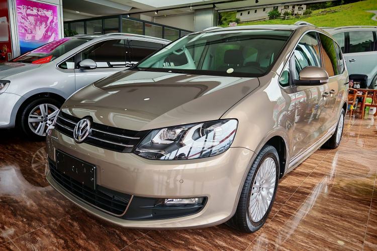 Used Volkswagen Sharan 2018 380TSI Comfort Edition 7-Seater Exterior 7