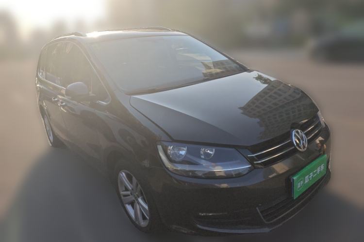 Used Volkswagen Sharan 2018 380TSI Comfort Edition 7-Seater Front Right 45 Deg