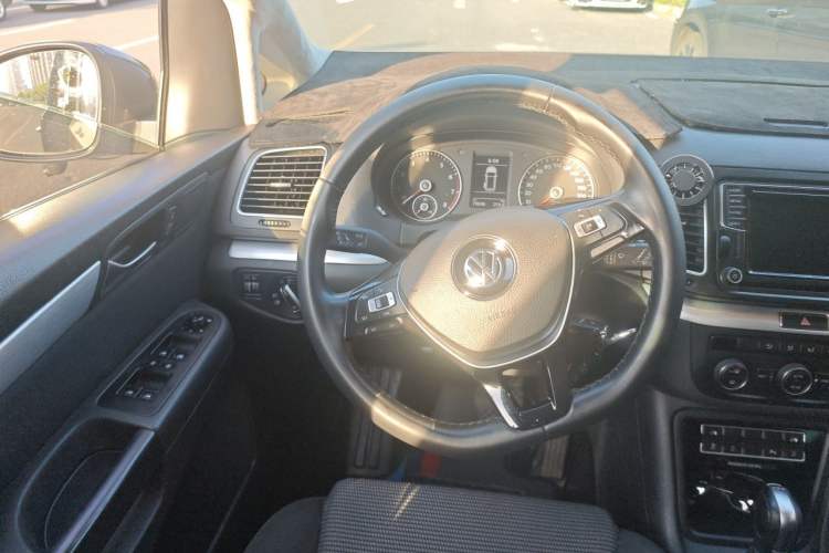 Used Volkswagen Sharan 2018 380TSI Comfort Edition 7-Seater Steering Wheel