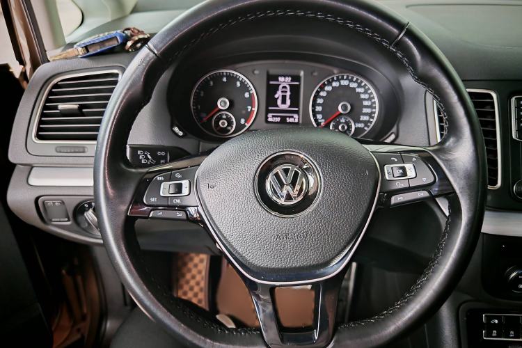 Used Volkswagen Sharan 2018 380TSI Comfort Edition 7-Seater Steering Wheel