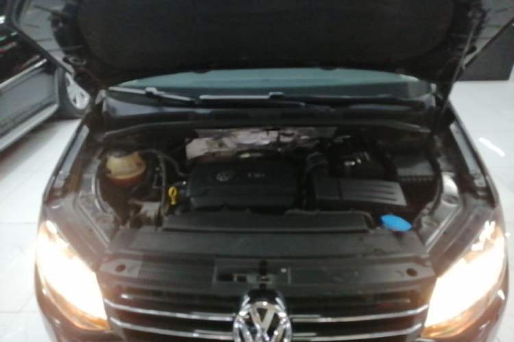 Used Volkswagen Sharan 2019 380TSI Comfort Edition 7-Seater Engine Bay