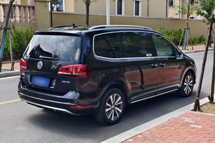 Used Volkswagen Sharan 2019 380TSI Comfort Edition 7-Seater Exterior 5