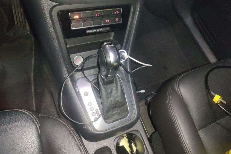 Used Volkswagen Sharan 2019 380TSI Comfort Edition 7-Seater Gear Lever