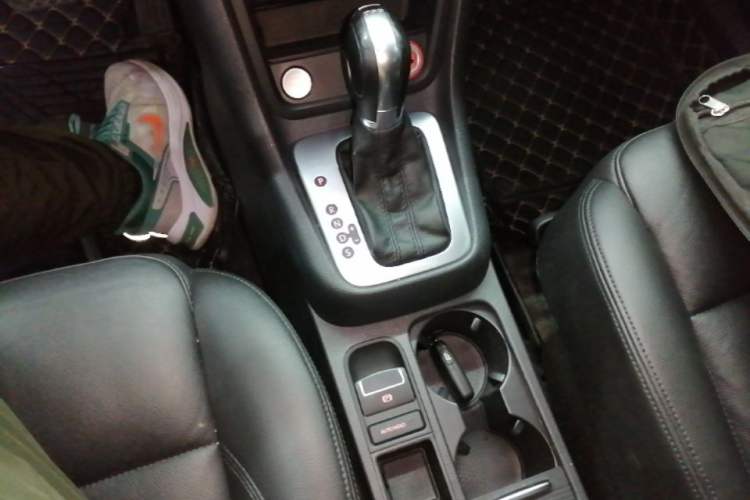 Used Volkswagen Sharan 2019 380TSI Comfort Edition 7-Seater Gear Lever