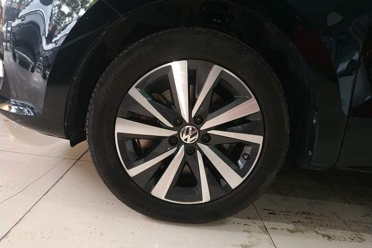 Used Volkswagen Sharan 2019 380TSI Comfort Edition 7-Seater Left Front Wheel Hub