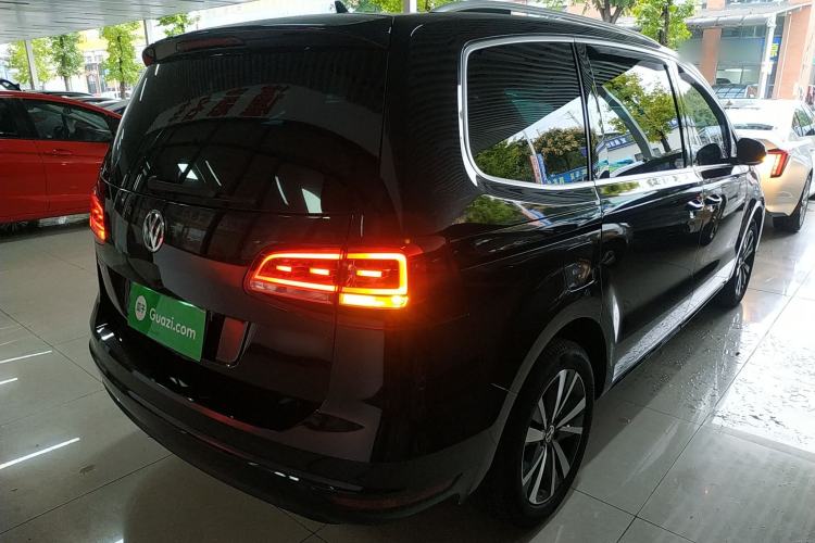 Used Volkswagen Sharan 2019 380TSI Comfort Edition 7-Seater Rear Right 45 Deg