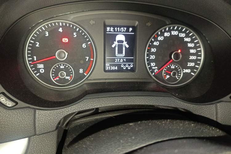 Used Volkswagen Sharan 2019 380TSI Comfort Edition 7-Seater Odometer Close Up