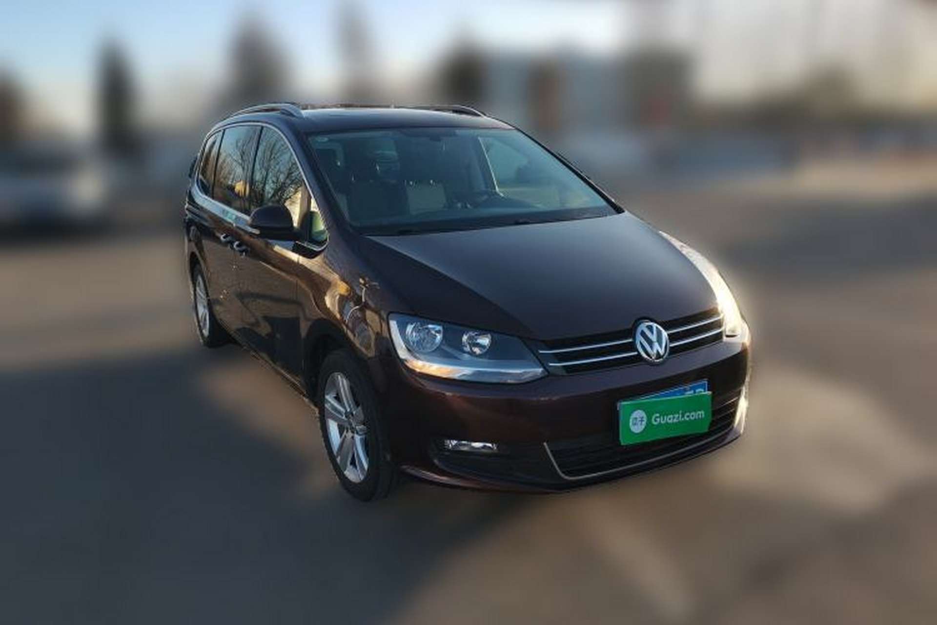 Used Volkswagen Sharan 2019 380TSI Comfort Edition 7-Seater Front Right 45 Deg