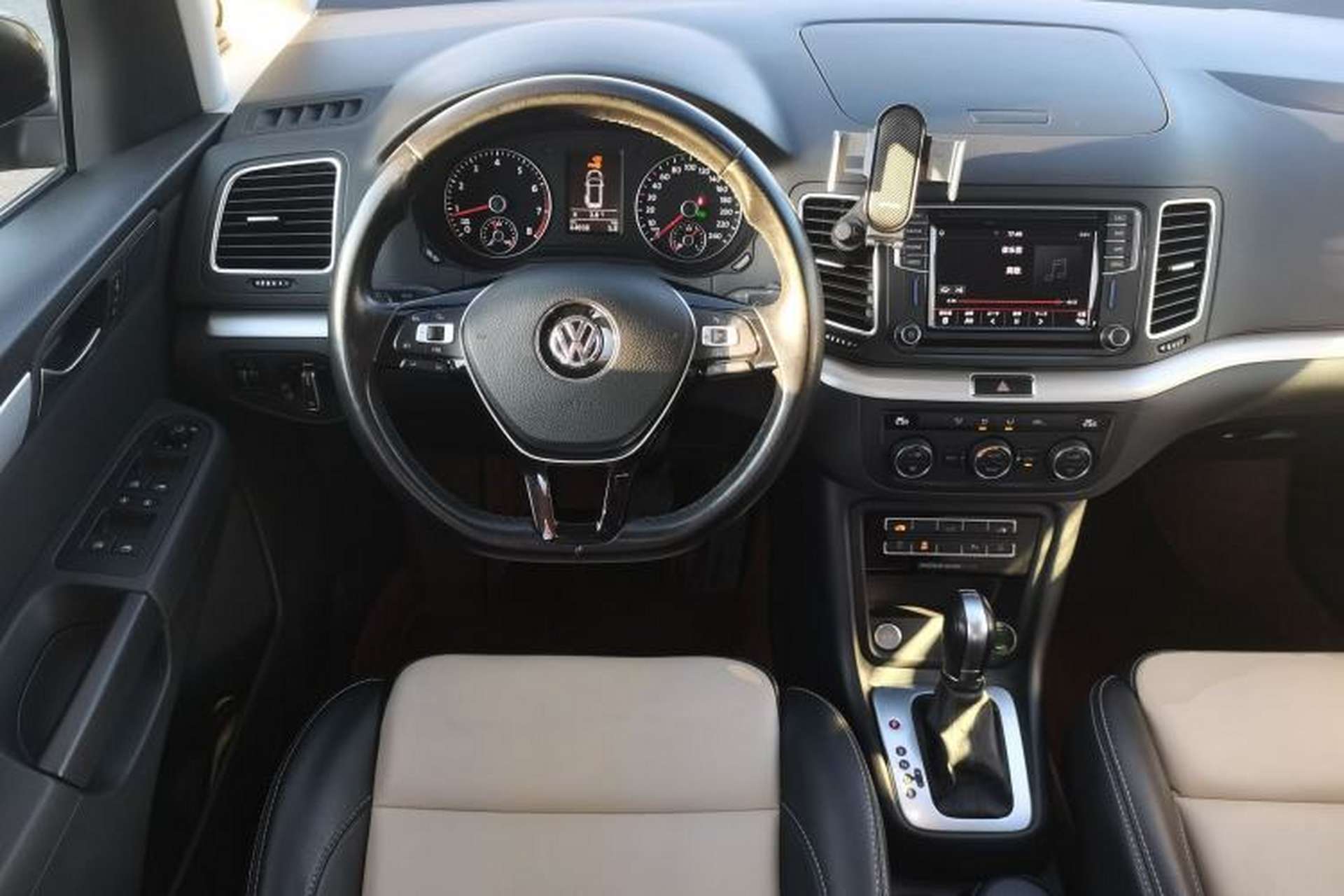 Used Volkswagen Sharan 2019 380TSI Comfort Edition 7-Seater Steering Wheel