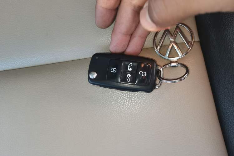 Used Volkswagen Sharan 2019 380TSI Comfort Edition 7-Seater Vehicle Key