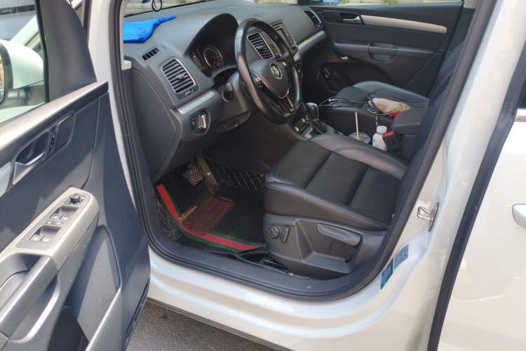 Used Volkswagen Sharan 2019 380TSI Comfort Edition 7-Seater Driver Seat