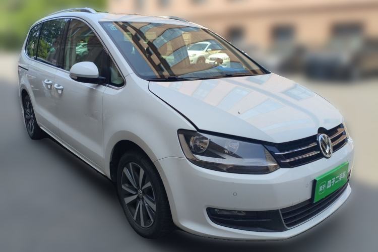 Used Volkswagen Sharan 2019 380TSI Comfort Edition 7-Seater Front Right 45 Deg