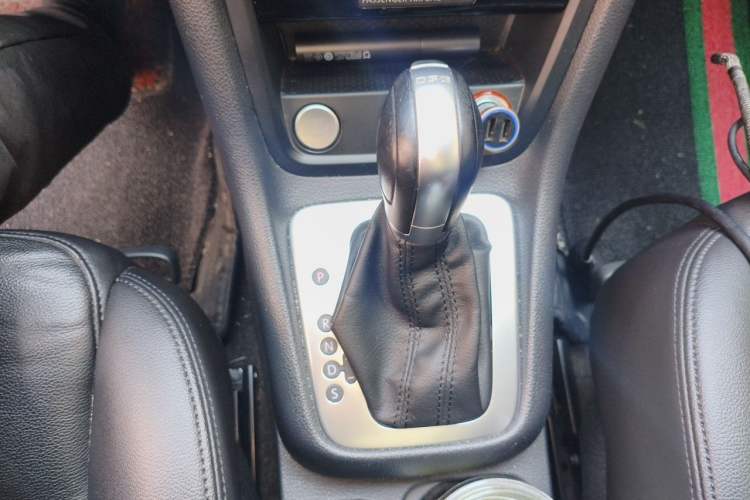 Used Volkswagen Sharan 2019 380TSI Comfort Edition 7-Seater Gear Lever