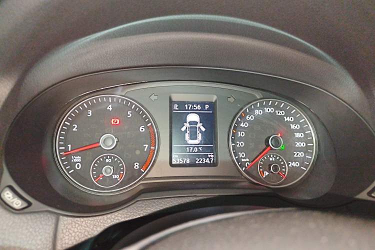 Used Volkswagen Sharan 2019 380TSI Comfort Edition 7-Seater Instrument Cluster