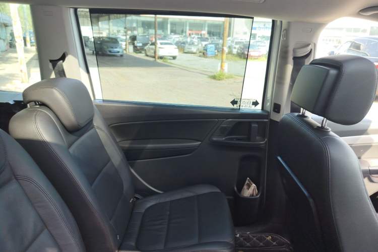 Used Volkswagen Sharan 2019 380TSI Comfort Edition 7-Seater Left Rear Door Interior