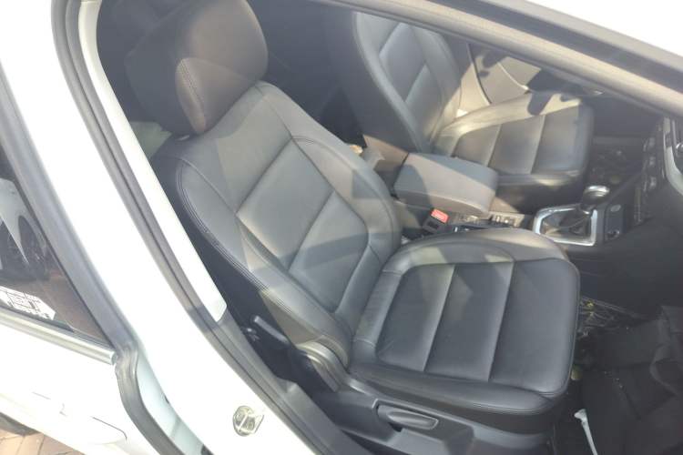 Used Volkswagen Sharan 2019 380TSI Comfort Edition 7-Seater Right Front Seat