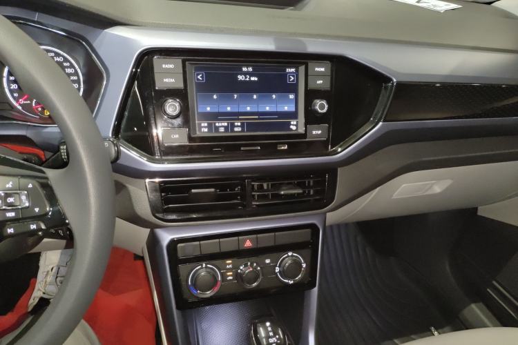 Used Volkswagen T-Cross 2019 280TSI DSG Comfort Edition Audio And AC Panel